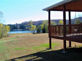 120 White Cloud Dr, Galena, MO 65656