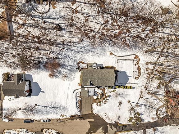 4th image of 36 Kieran Rd