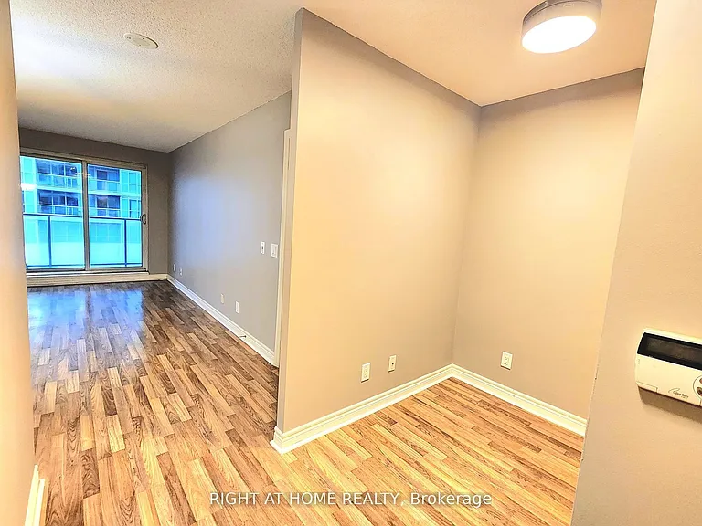 70 Town Centre Ct #407 — Photo 12