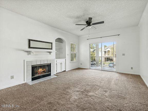 3rd image of 10000 GATE Parkway #1225