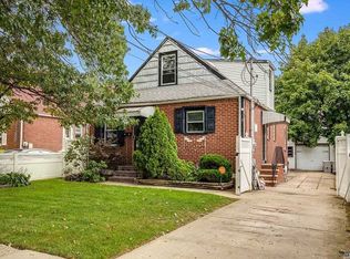 21 Belmont Ave, Elmont, NY 11003