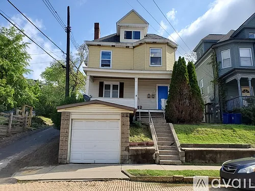 419 Florence Ave #2 Photo 1
