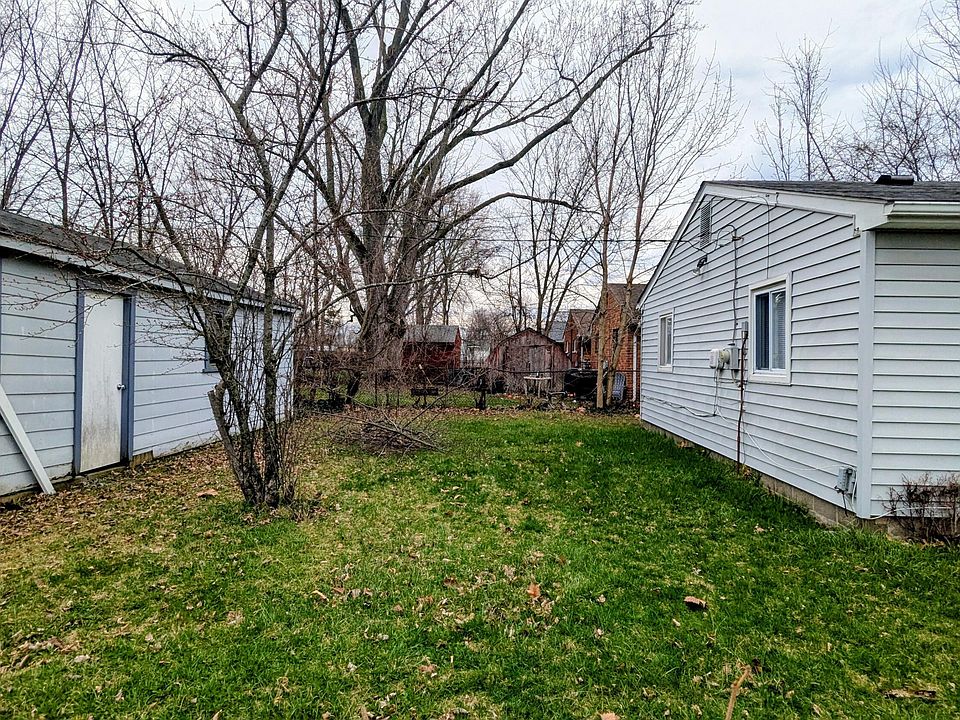 30113 Hazelwood St, photo 20