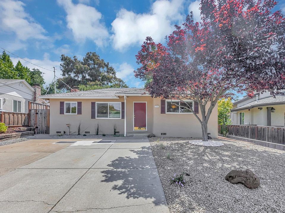 1st image of 22068 San Fernando Ct