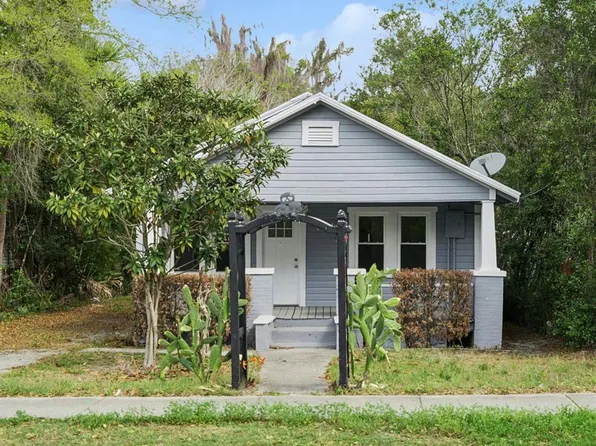 547 E Voorhis Ave, Deland, FL 32724