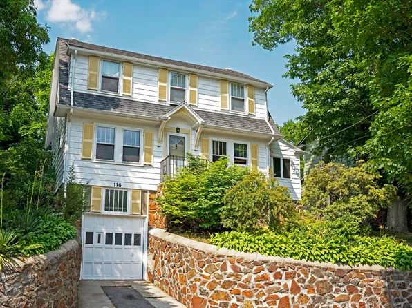 116 Boardman Ave, Melrose, MA 02176