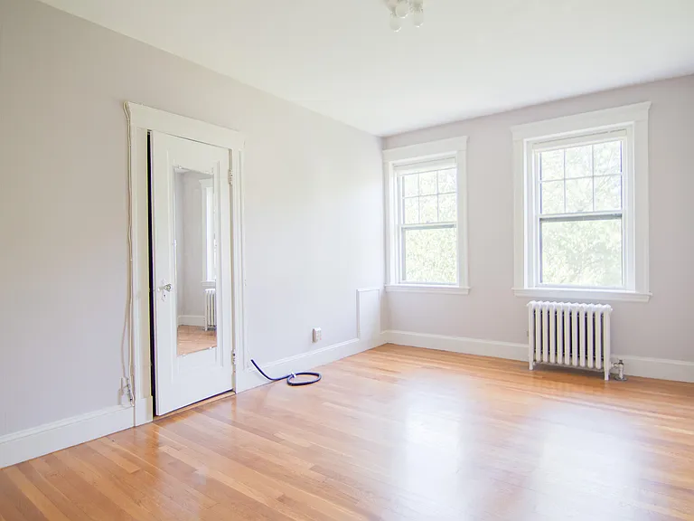 36 Linnaean St #12 — Photo 8