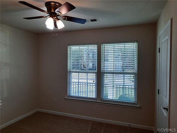 5th image of 8718 Branchs Woods Ln