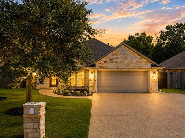 3711 Dove Crossing Ln, College Station, TX 77845