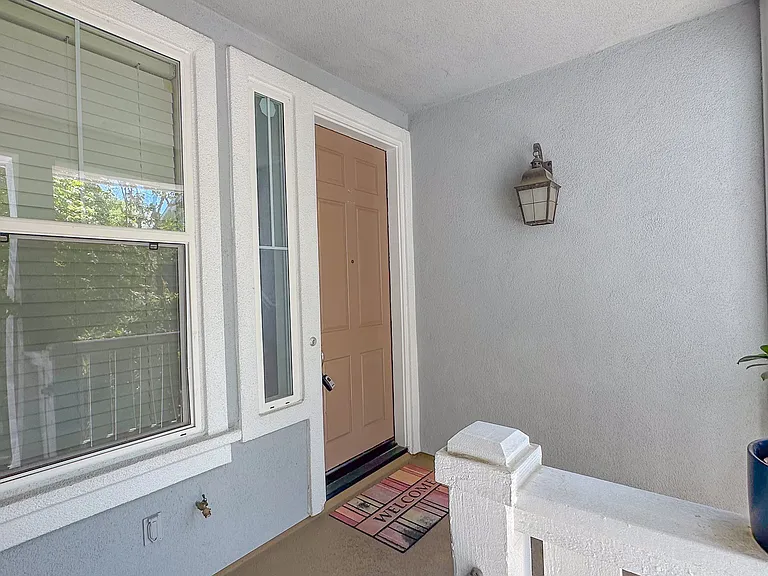 37 Hinterland Way — Photo 20