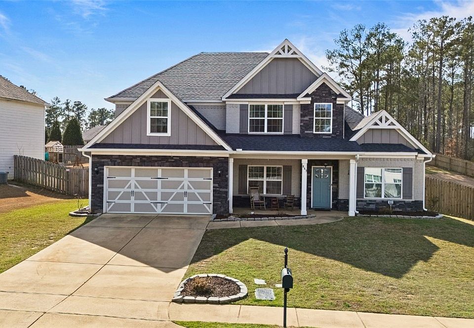 1st image of 863 W Richland Cir