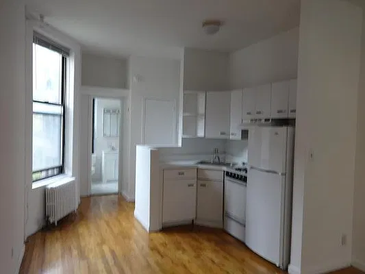 Rented by Keller Williams NYC | media 20