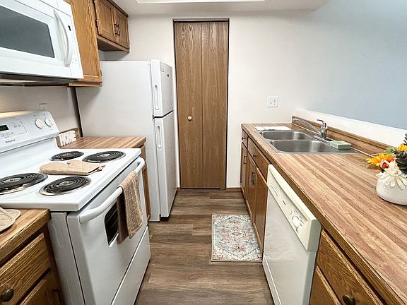 4th image of 1251 Brunsdale Park 27th Ave S #2614-102