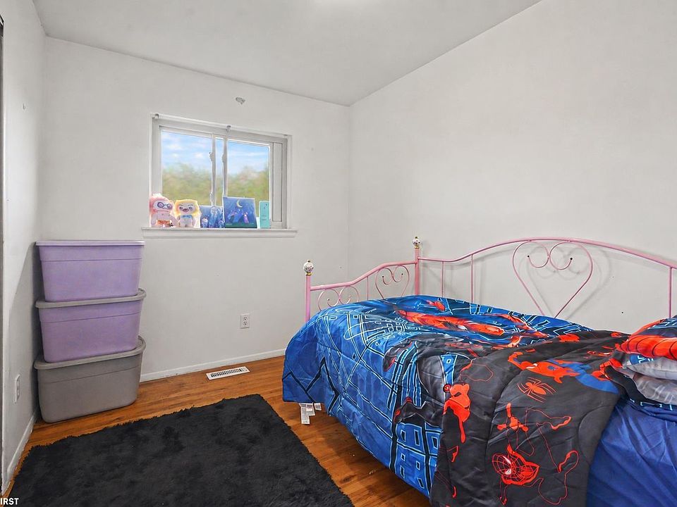 35247 Kelly Rd, photo 4