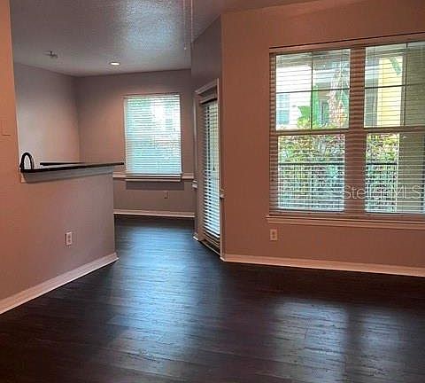 4th image of 1810 E Palm Ave APT 1117