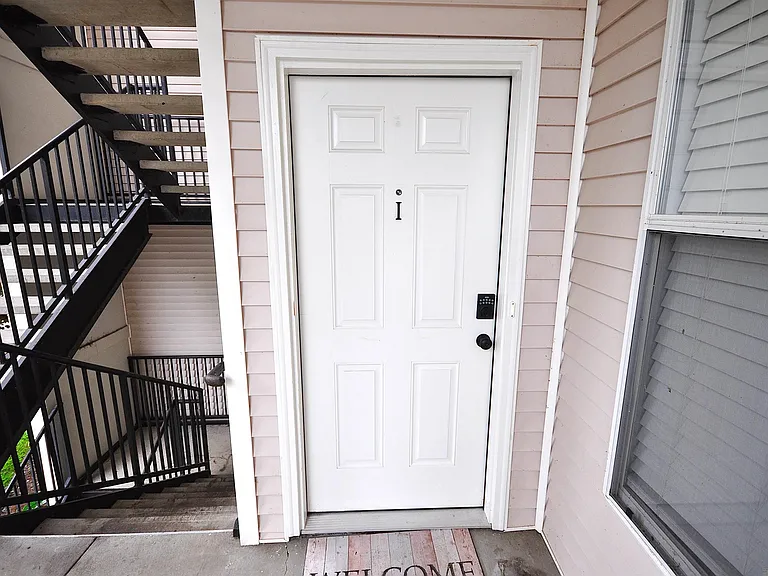 12386 River Highlands Dr #I — Photo 2