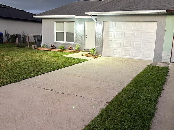 5th image of 75 W Towne Pl