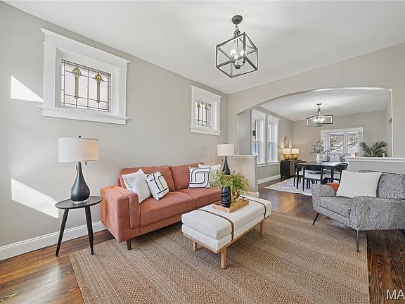 2nd image of 5217 Loughborough Ave