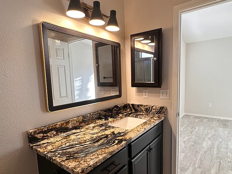 2949 San Miguel Avenue Las Cruces — Photo 9