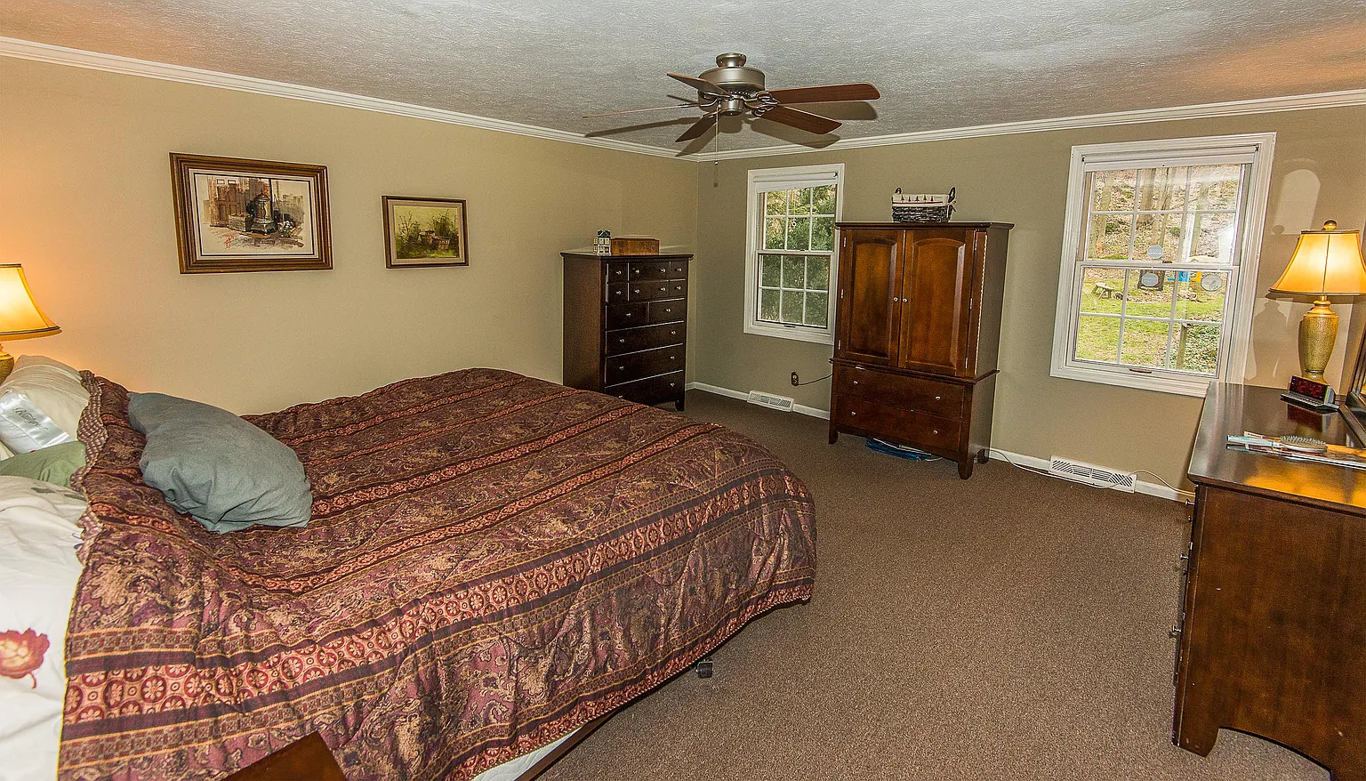 8425 Lucerne Dr photo 1