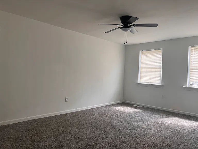 1006 Middleton Pl — Photo 15