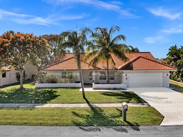9393 Laurel Green Dr, Boynton Beach, FL 33437