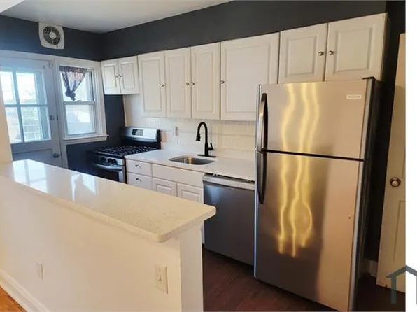 303 Leeanne Rd, Baltimore, MD 21221