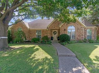 8502 Captains Ct, Rowlett, TX 75088