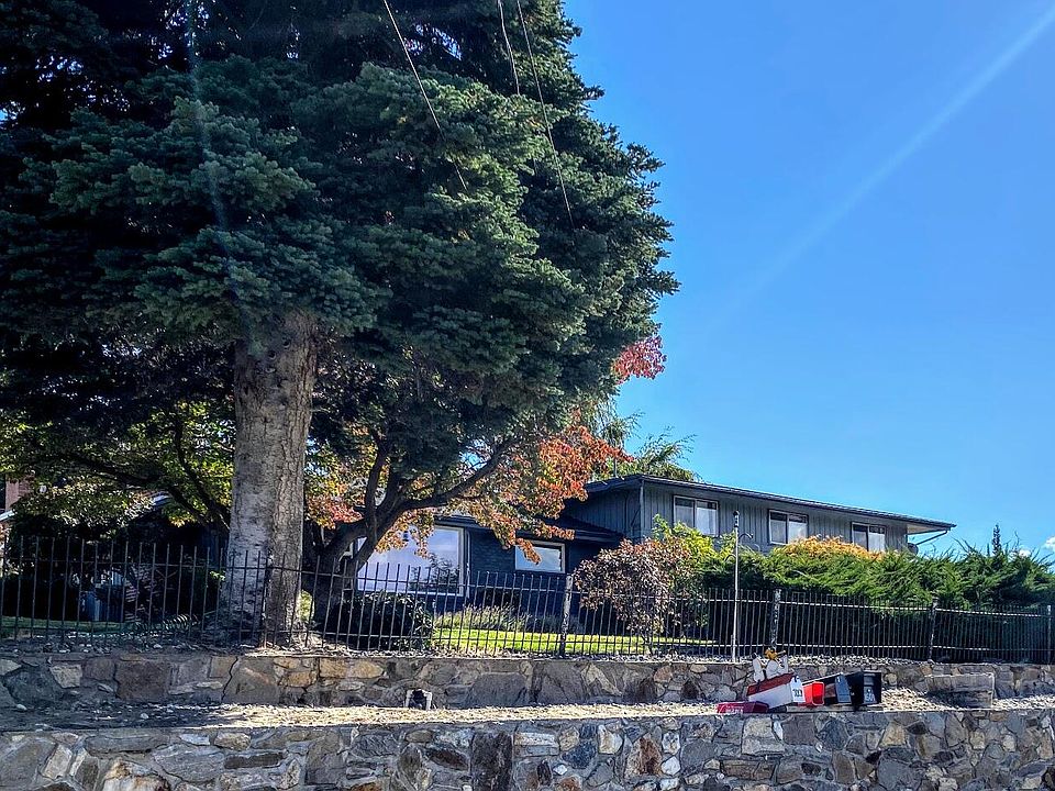 1st image of 1601 N Aurora Ave