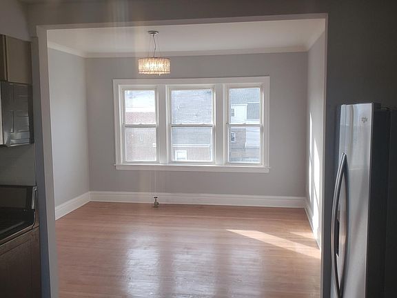 4th image of 3535 N Linder Ave #2N