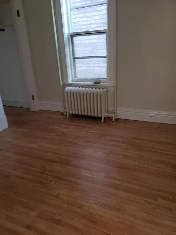 2116 W 3rd St — Photo 3