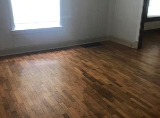 1122 SW Washburn Ave, Topeka, KS 66604