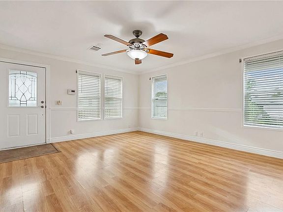 5th image of 5529 Music St