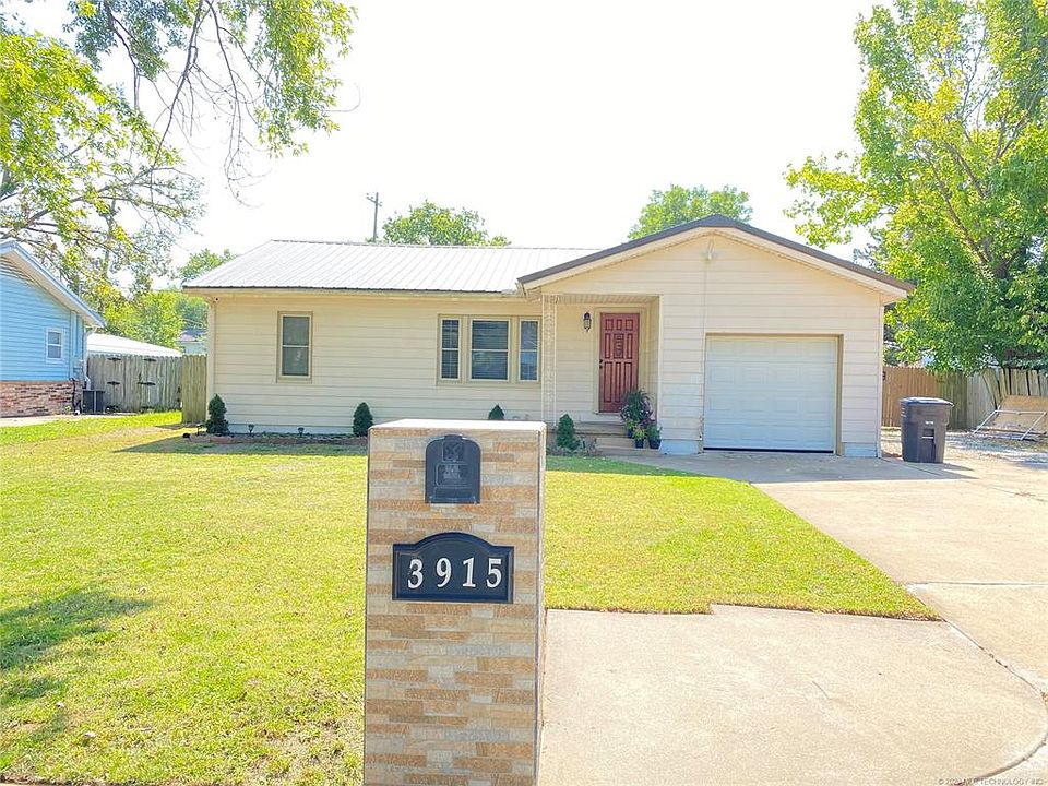 3915 Nebraska St Bartlesville Ok 74006 Zillow