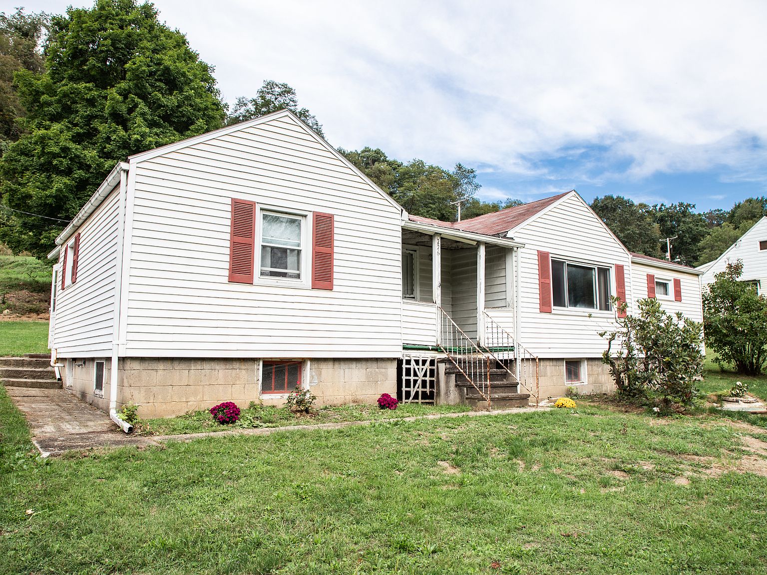 226 Penn Ave, Hollsopple, PA 15935 Zillow