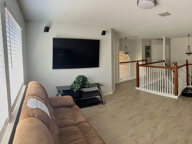 324 Willow Loop — Photo 13