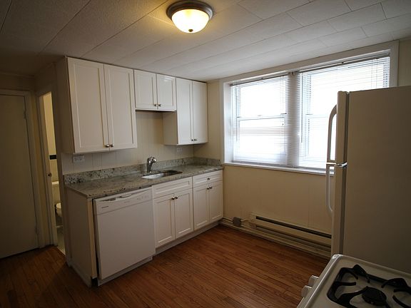 4th image of 3115 N Monticello Ave #3115
