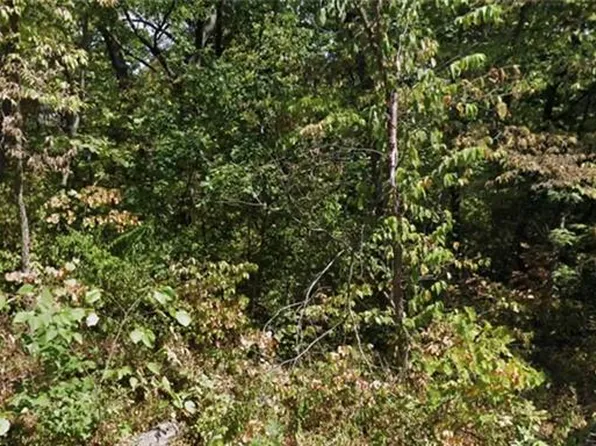 Hillside Dr, Oak Grove, MO 64075