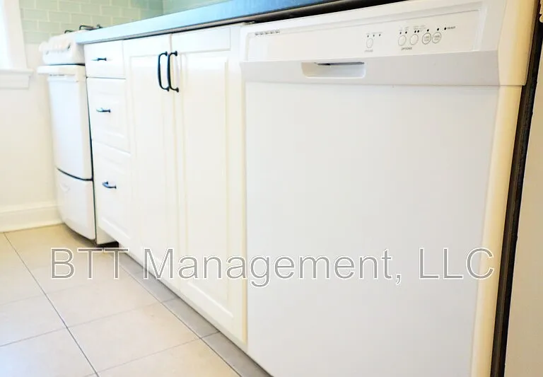 311 Domer Ave #101 — Photo 26