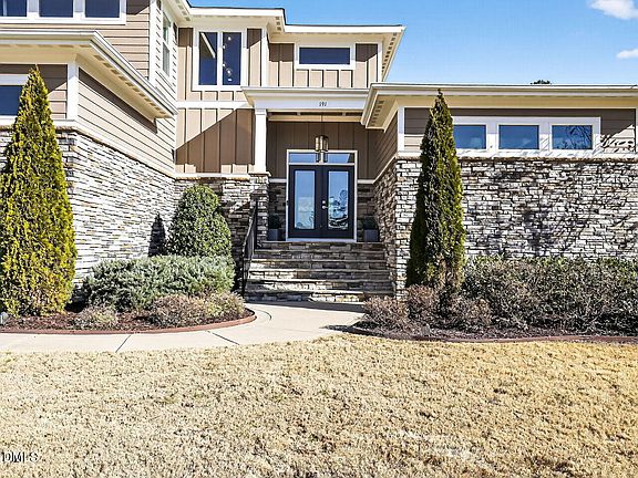 3rd image of 191 Allesandra Dr