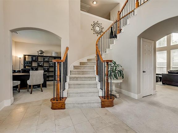 5th image of 3949 Freshwater Dr