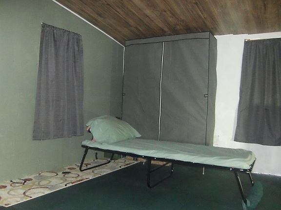 5th image of 11830 Camellia Ave