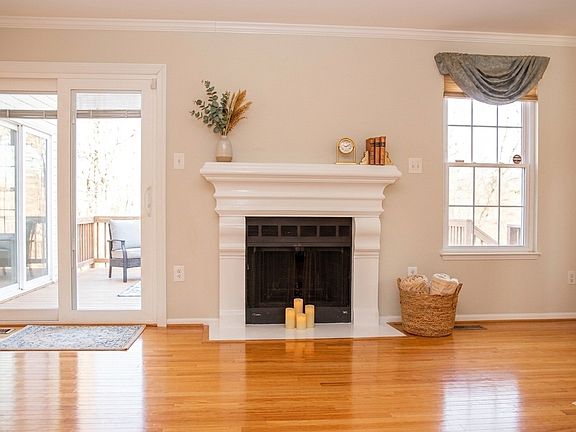 2nd image of 10367 Granite Creek Ln