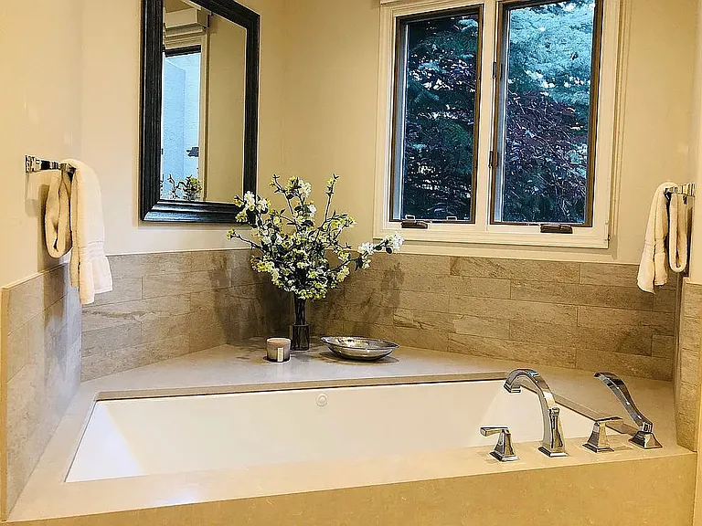 357 Windermere Cir — Photo 16