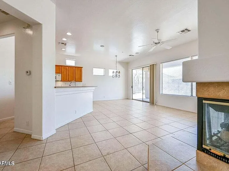 7585 E Balao Dr — Photo 8