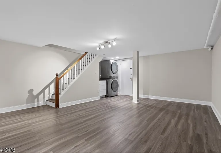 180 Summit Ave #B — Photo 14