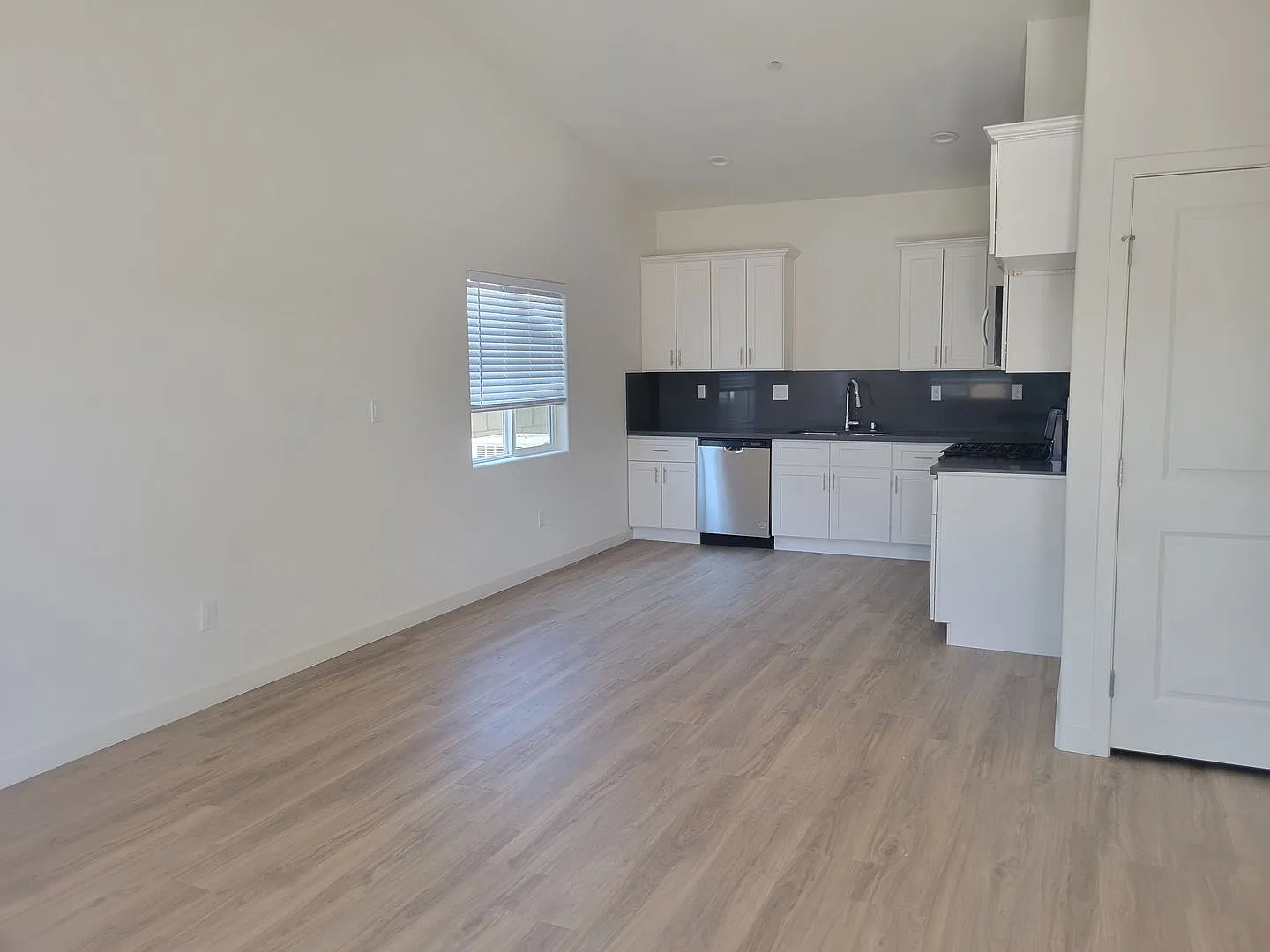 8622 Grandy St — Photo 2