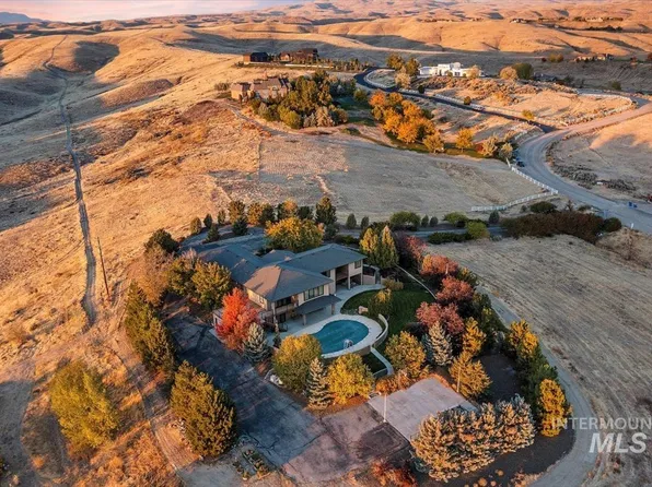 4831 N Skyline Dr, Eagle, ID 83616