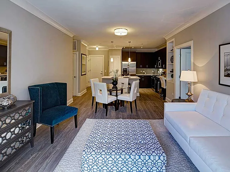 AMLI Deerfield — Photo 3