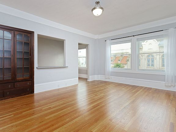 2nd image of 1501 Madison St #306